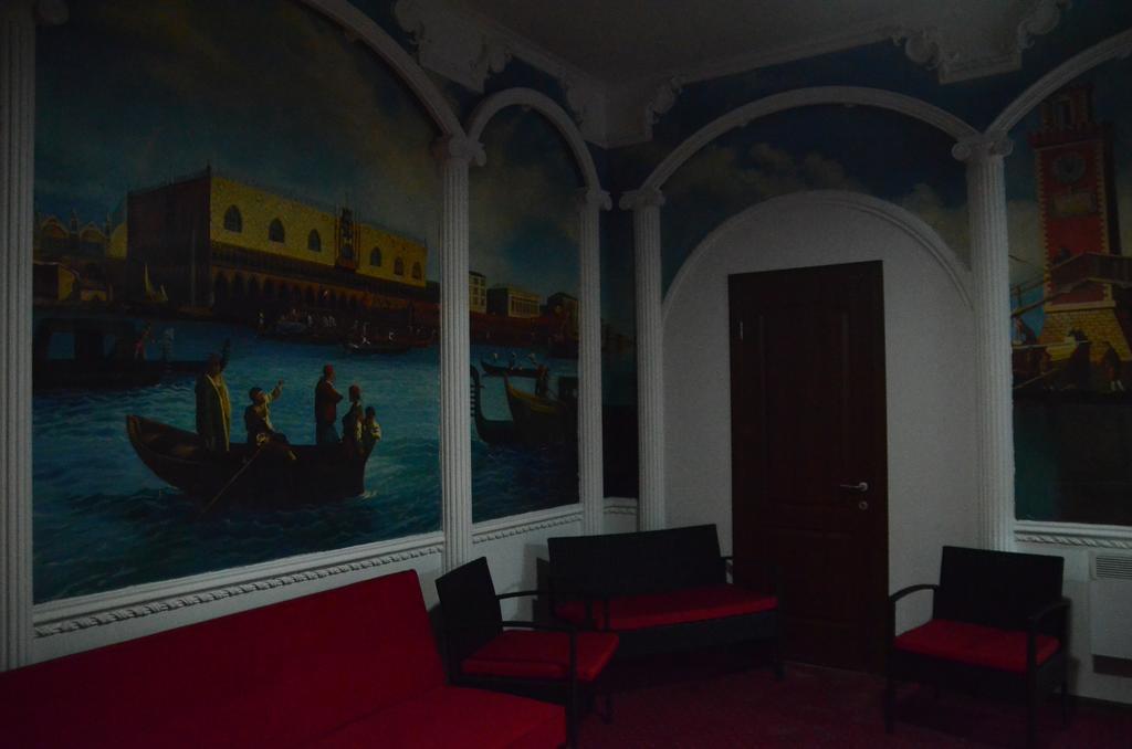 Dream Hotel Chisinau Bagian luar foto