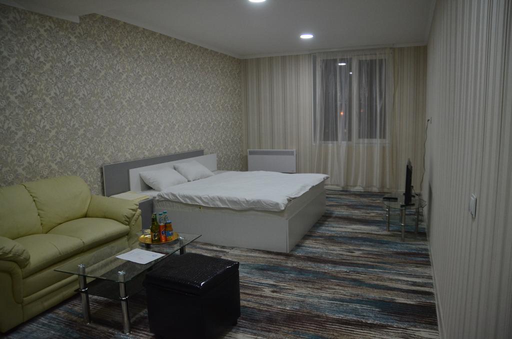 Dream Hotel Chisinau Bagian luar foto