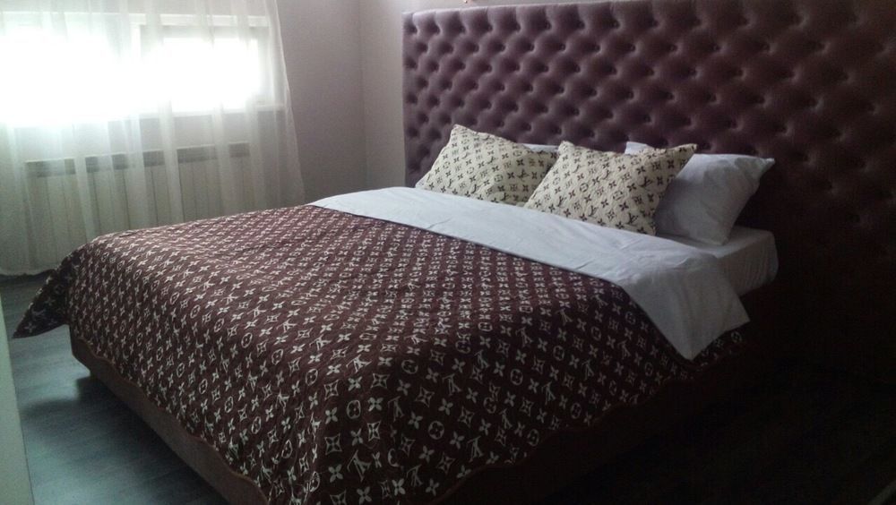 Dream Hotel Chisinau Bagian luar foto