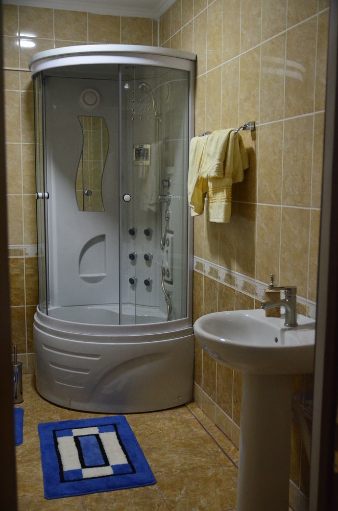 Dream Hotel Chisinau Bagian luar foto